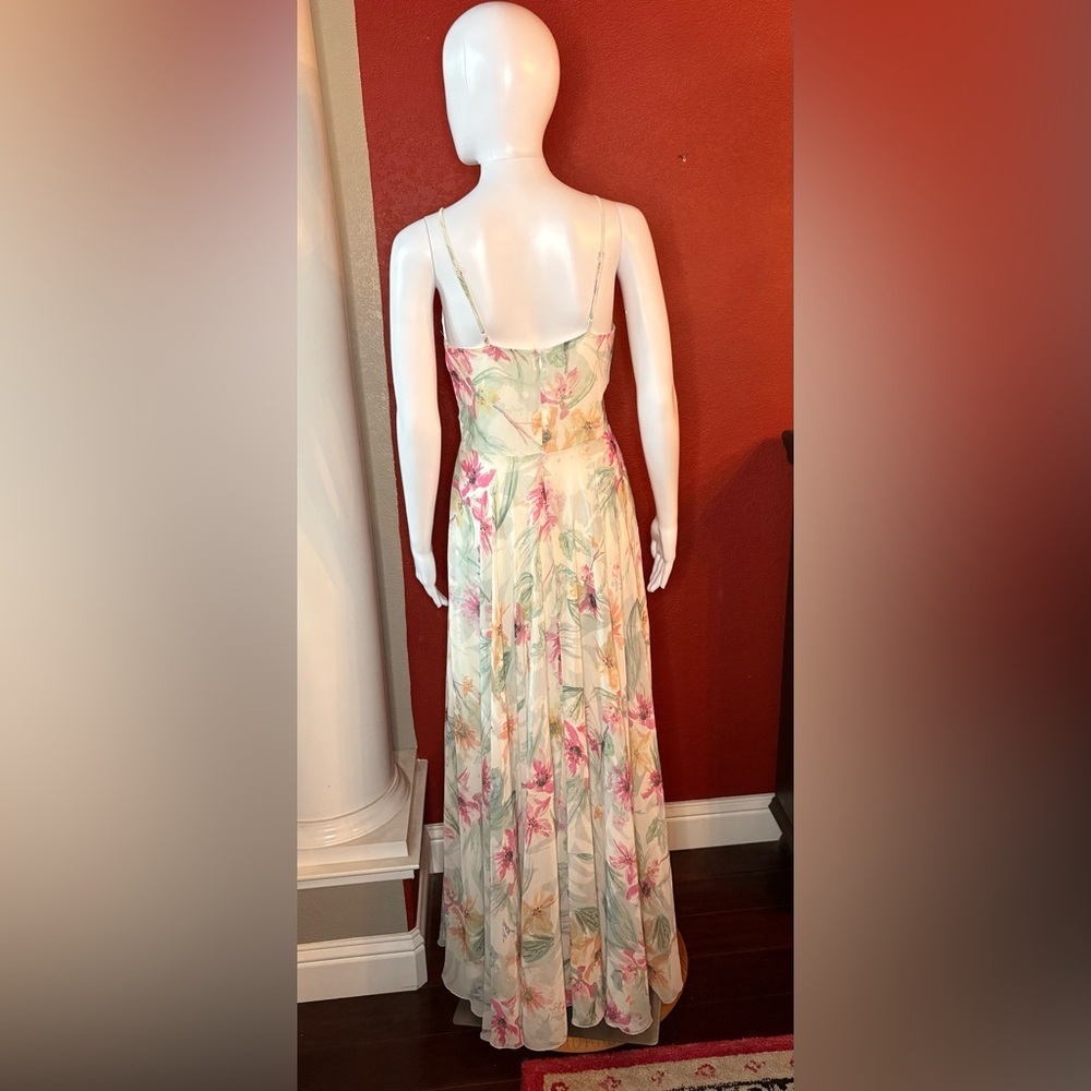 Yumi Kim- Peace and Love Maxi Dress in Spring Fling Print. Size XS - Picture 6 of 13